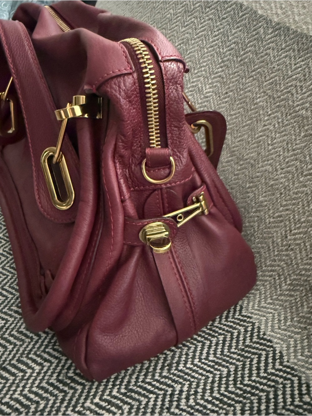 Chloe Medium Paraty Burgundy Handbag - Picture 4 of 16
